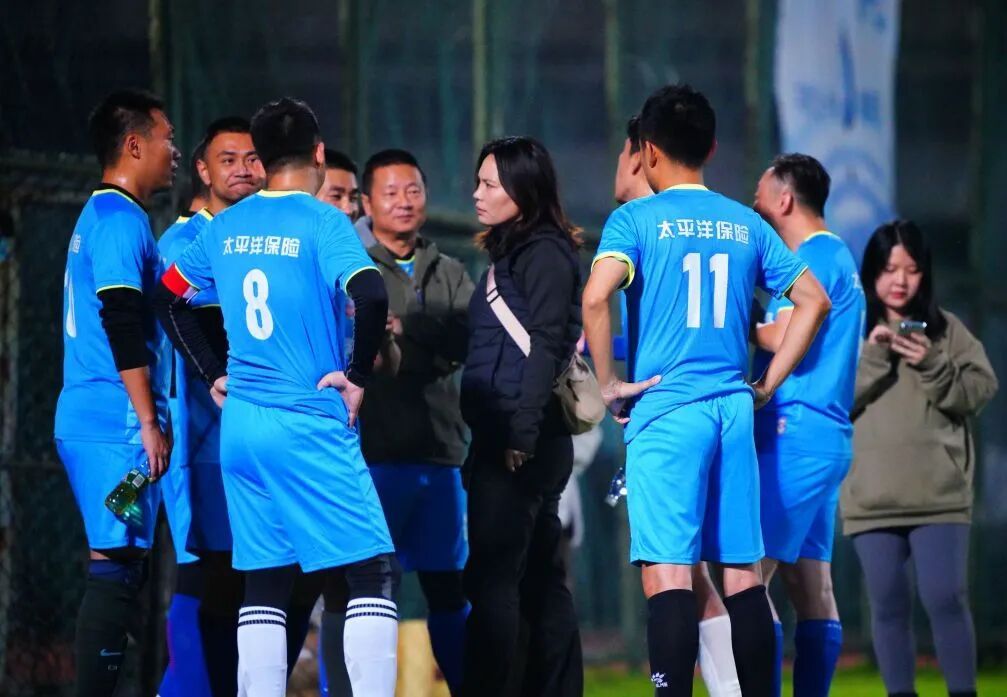 让周高萍破, img