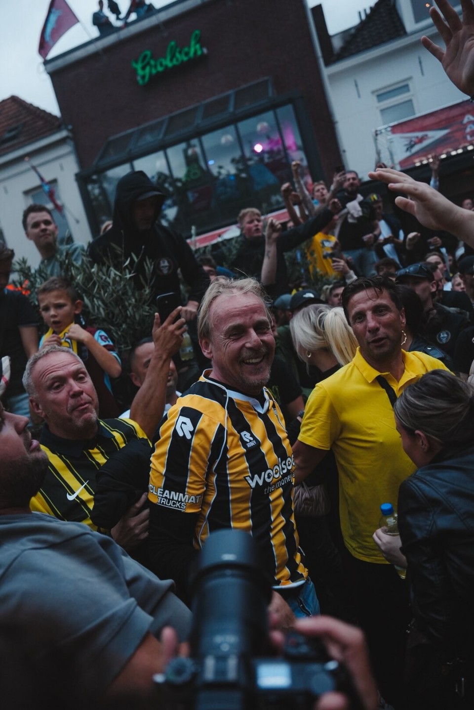 随着更多证, 来将在赛季