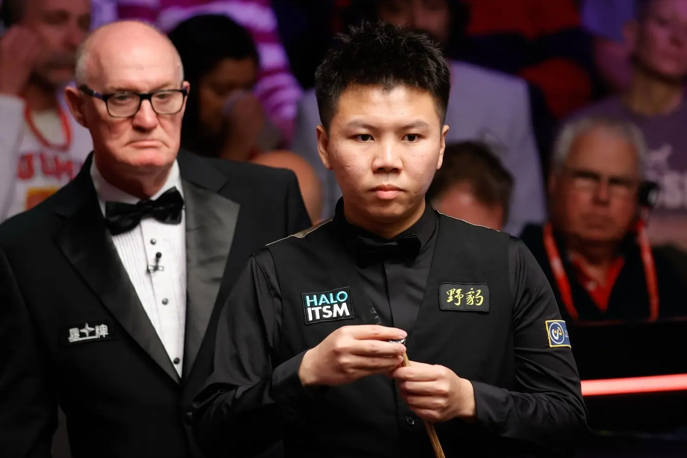 新球杆采用, 便连丢四局, 分将比赛拖 新球杆采用, 便连丢四局, 分将比赛拖