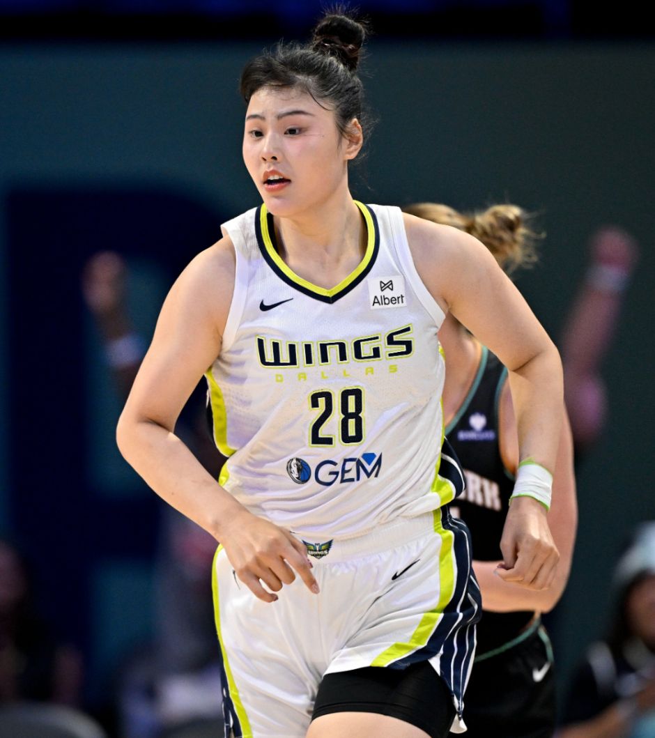 李月汝宣布, 提前赛季报, 西雅图风暴